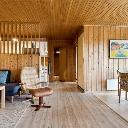 Holiday home Swenki *